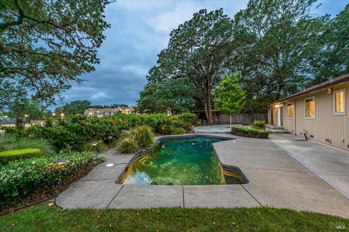 Property Photo:  771 Joni Court  CA 95492 