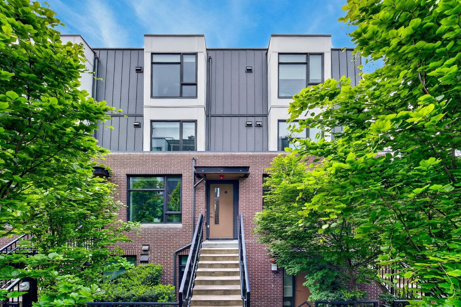 Property Photo: 7601 Yukon Street BC V5X 2Y4