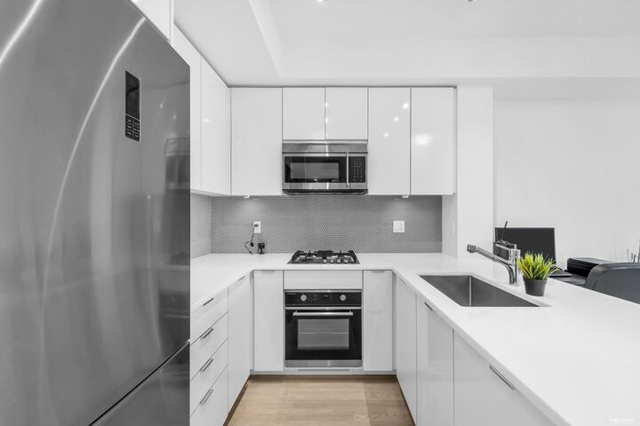 Property Photo:  10011 River Drive 509  BC V6X 0N2 