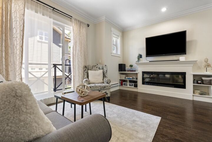 Property Photo: 5957 152 Street 3 BC V3S 3K4