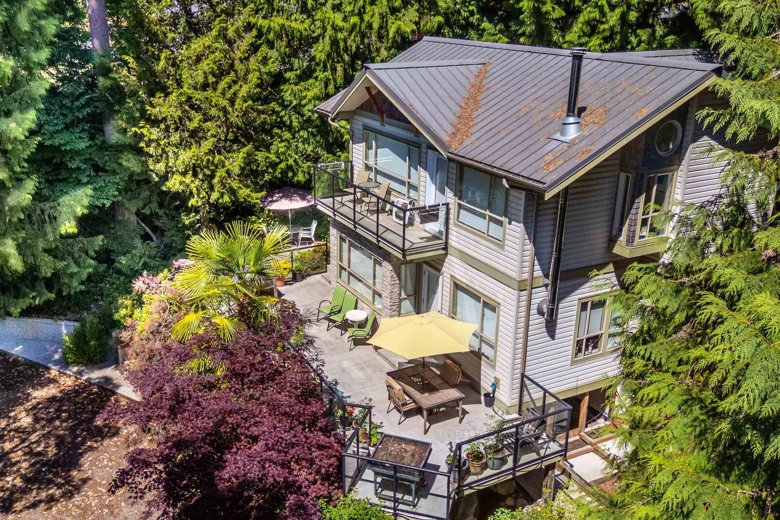 Property Photo: 5088 Parkview Road BC V0N 2H0