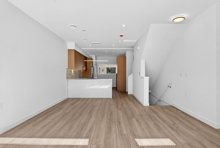 Property Photo: 4337 Boundary Road 15 BC V6V 1S8
