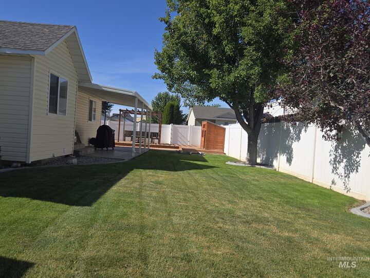 Property Photo:  2480 W 9th Street  ID 83672 