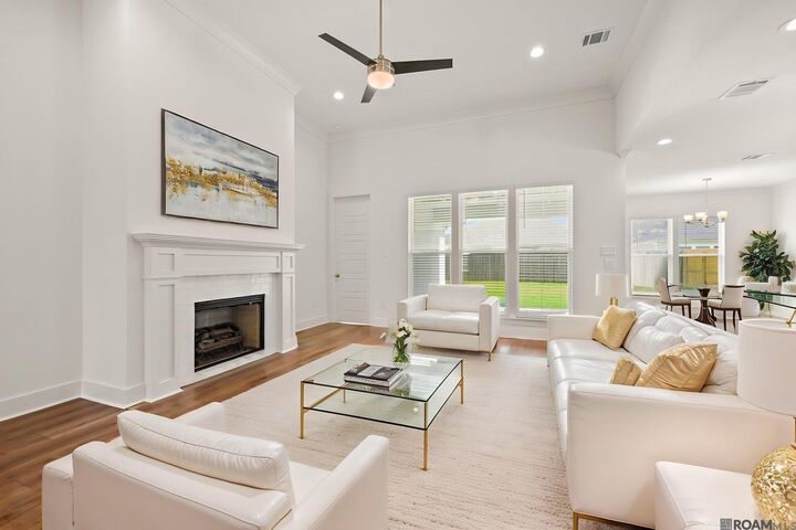 Property Photo: 3109 Creekstone Way LA 70810