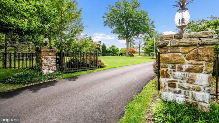Property Photo:  2201 Denbeigh Drive  PA 18929 