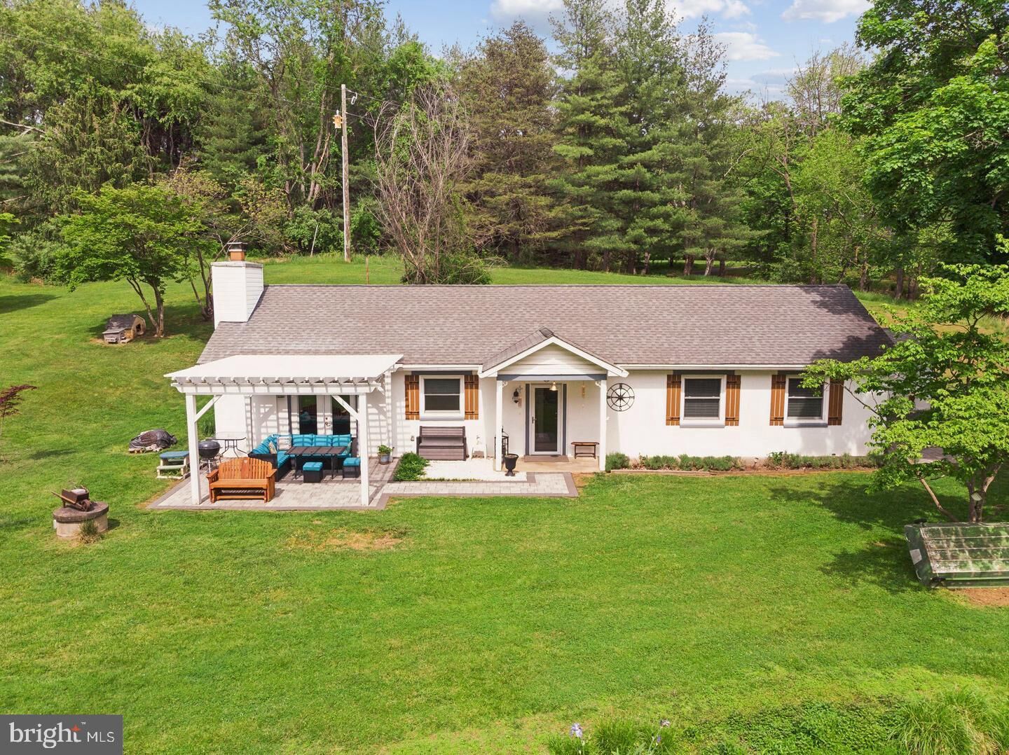 Property Photo:  14681 Rose Hollow Lane  VA 20197 