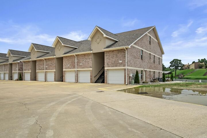 Property Photo:  532 Grand Point Drive  AR 71901 