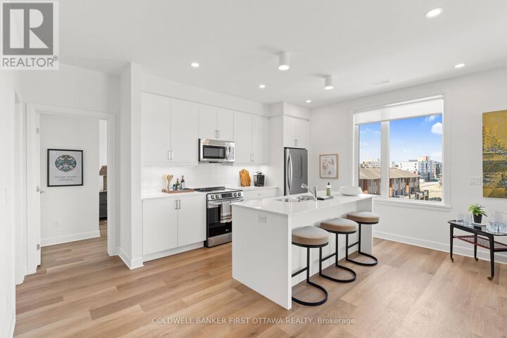 Property Photo:  520 Pimiwidon Street 101  ON K1K 5B4 