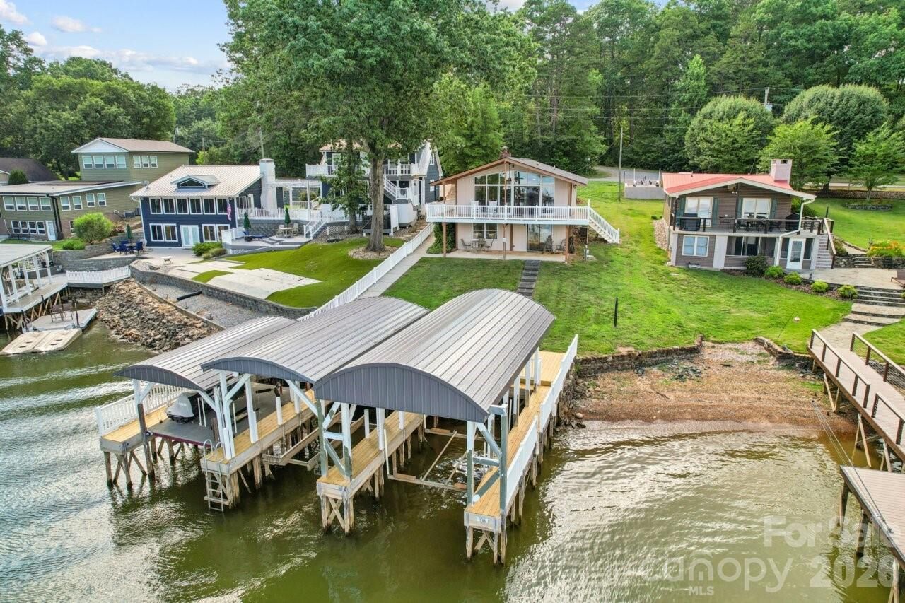 Property Photo: 918 Pinehaven Drive NC 28127