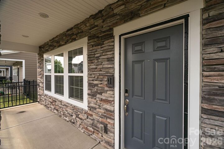 Property Photo: 466 Cranford Drive NC 28134