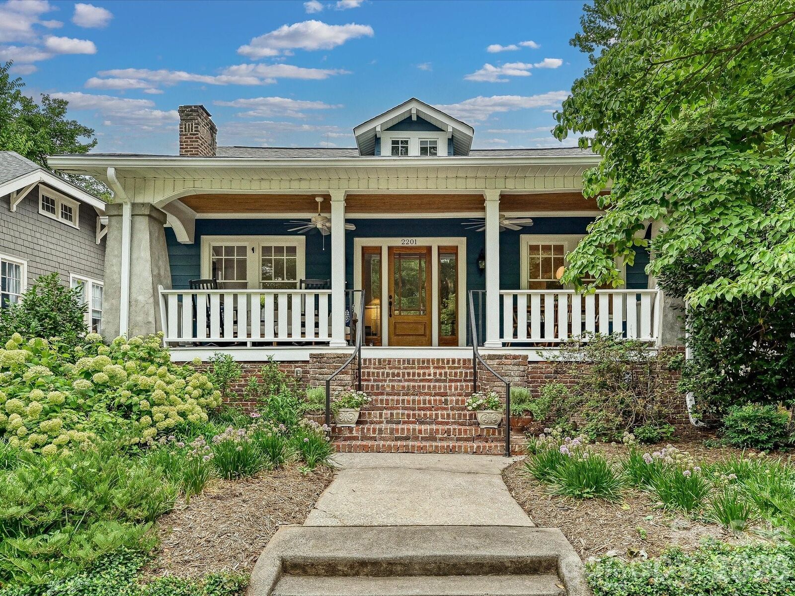 Property Photo:  2201 Sarah Marks Avenue  NC 28203 