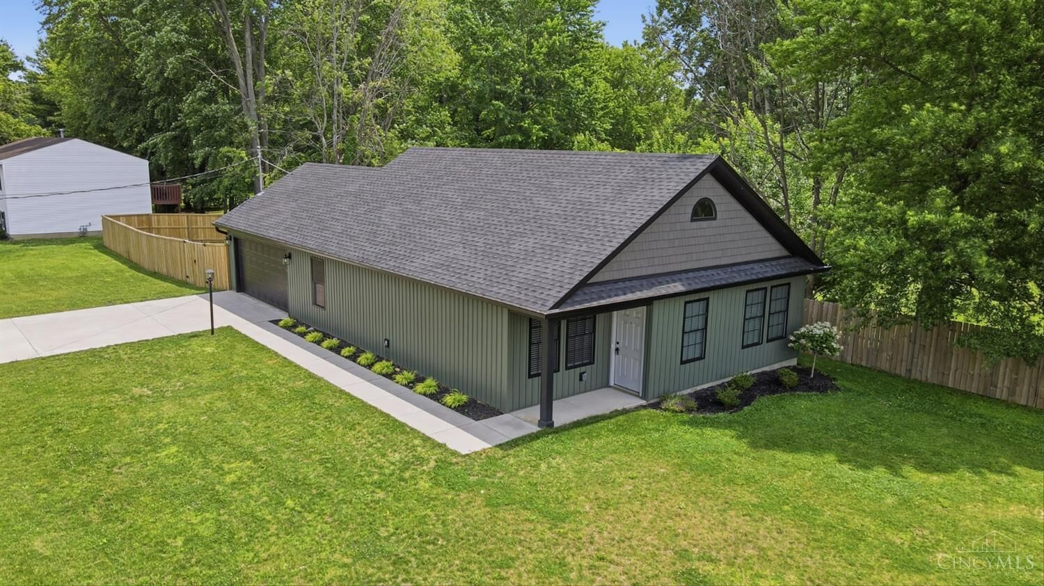 Property Photo:  4414 Dogwood Drive  OH 45103 