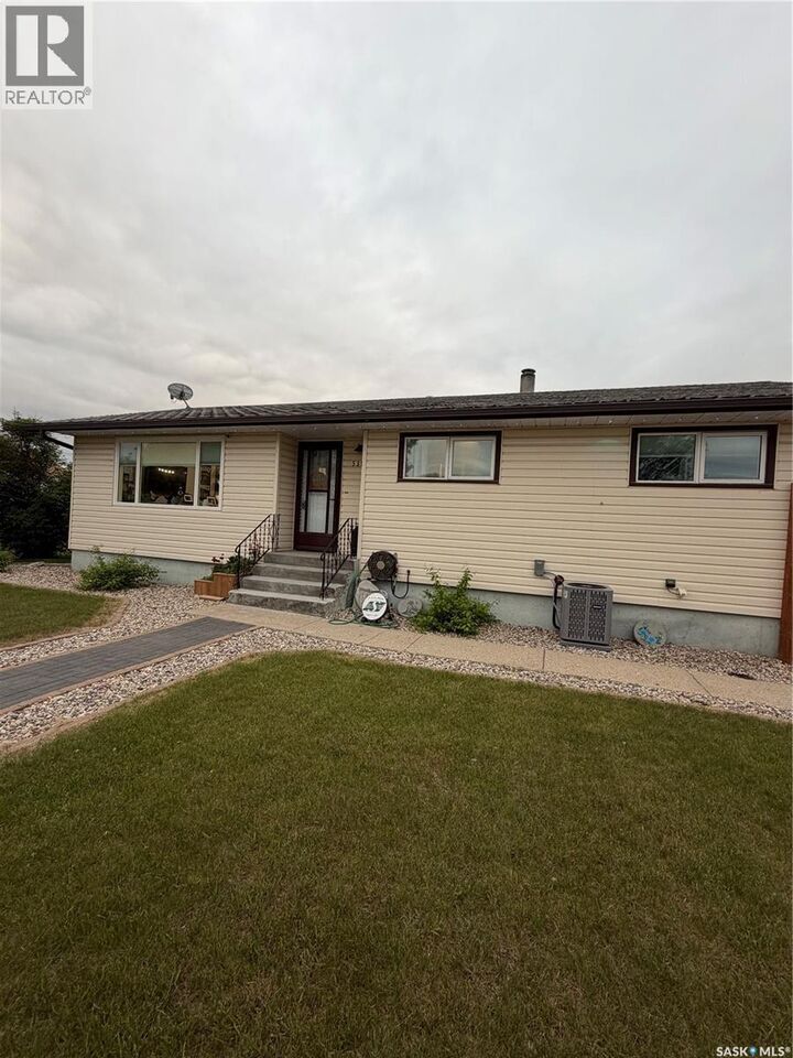 Property Photo:  531 Prince Street  SK S0E 0Y0 