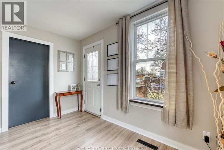 Property Photo:  75 Orange Street  ON N8H 1P8 