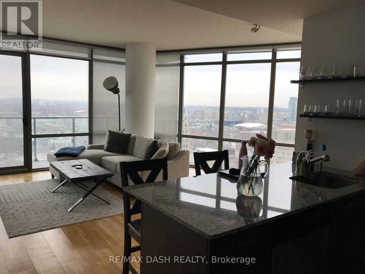 Property Photo: 832 Bay Street 2603 ON M5S 1Z6