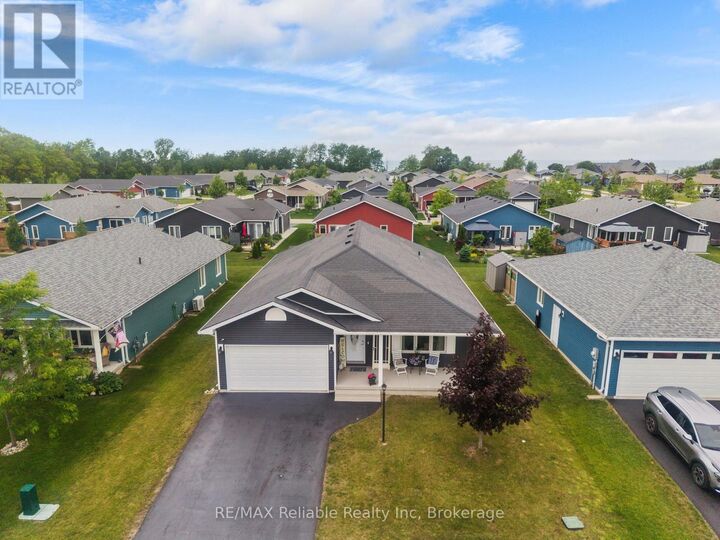 Property Photo:  7 Windward Way  ON N7A 0B8 