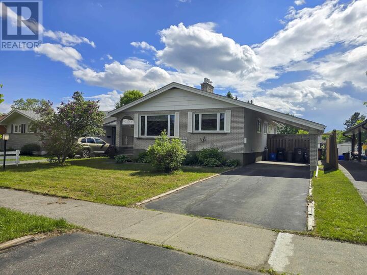 Property Photo: 189 Evans St ON P7B 5H4