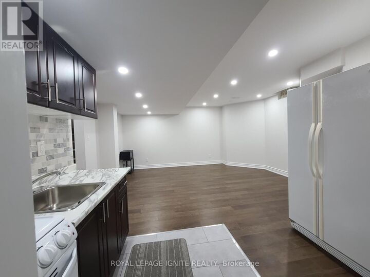 Property Photo:  151 Meandering Trail Bsmt  ON M1B 6E6 