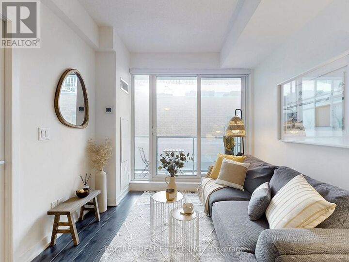 Property Photo:  18 Rean Drive 224  ON M2K 1H3 