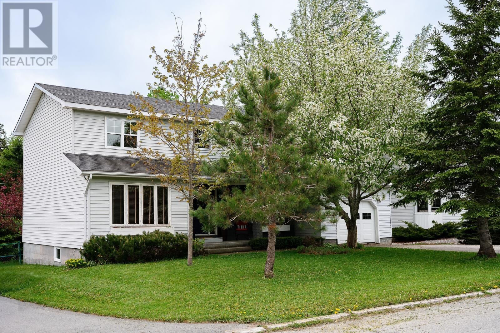 Property Photo:  16 Towers Avenue  NL A1V 2L8 