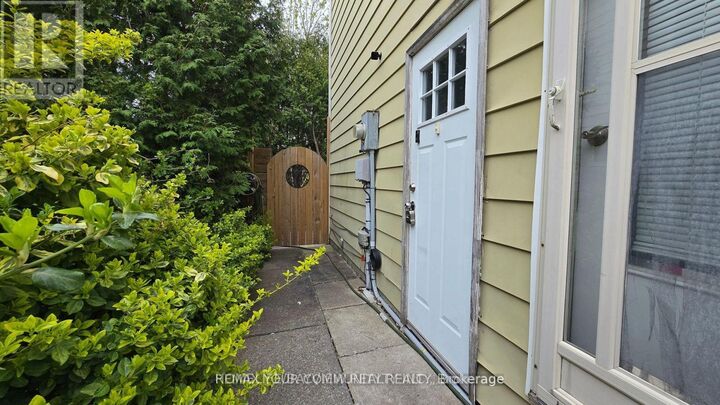 Property Photo:  101 Springhead Gardens Bsmnt  ON L4C 5C3 