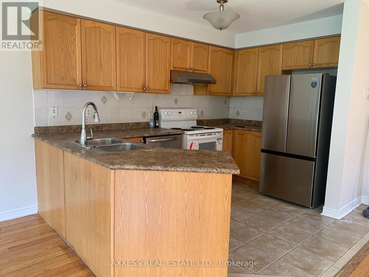 Property Photo:  18 Weatherell Drive  ON L7A 1Y7 