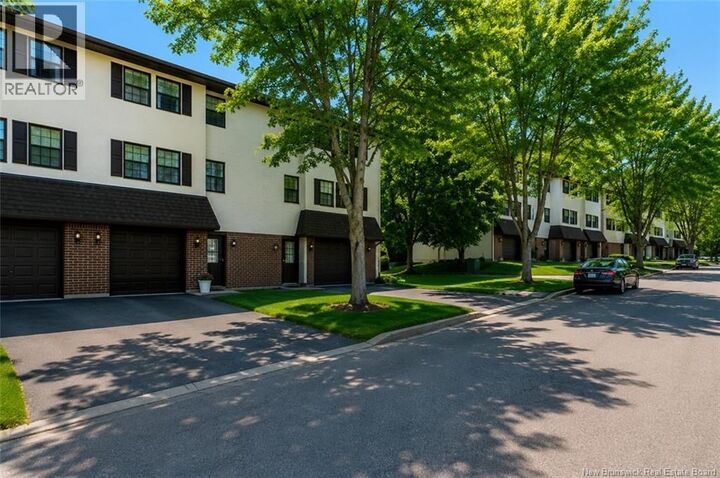 Property Photo:  33 Hillsview Crescent  NB E2E 3N4 