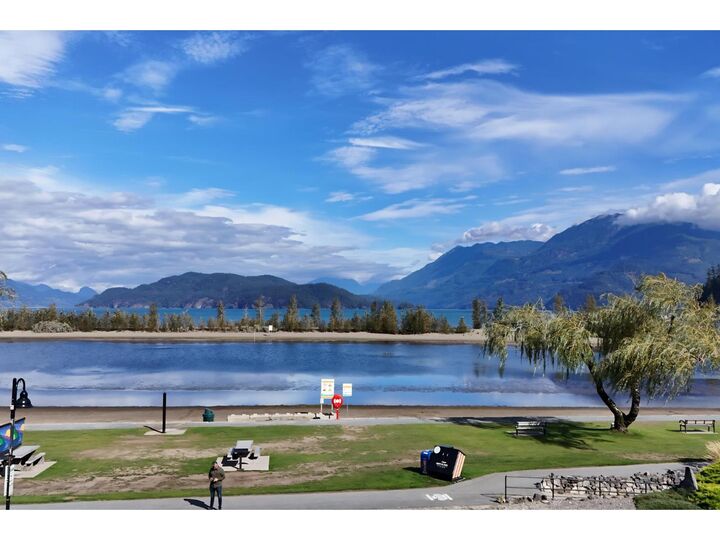 Property Photo:  378 Esplanade Avenue 320  BC V0M 1A3 
