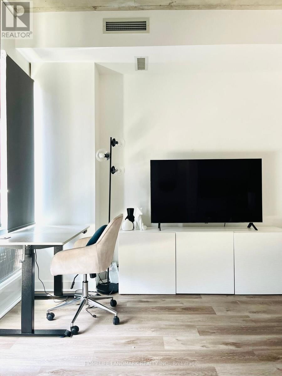 Property Photo: 127 Queen Street East 309 ON M5C 1S3