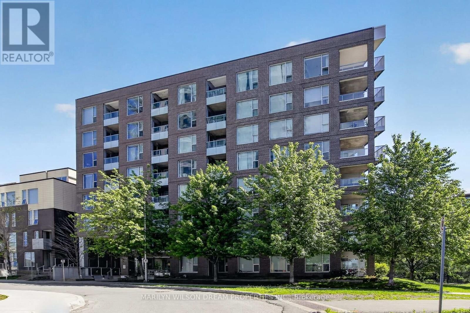 Property Photo:  300C Lett Street 517  ON K1R 0A8 