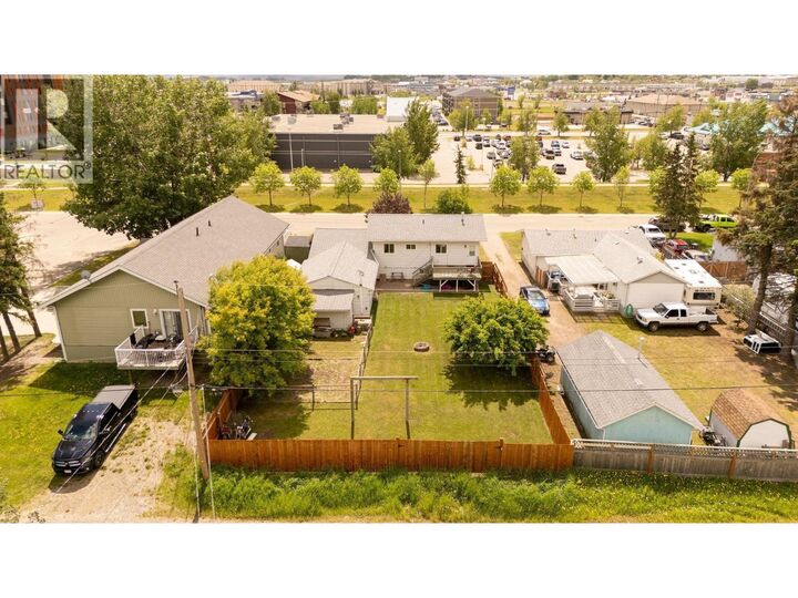 Property Photo:  9424 94 Avenue  BC V1J 1G3 