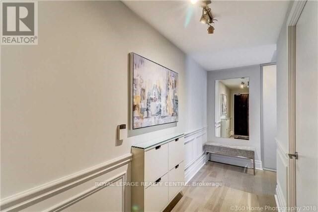 Property Photo:  156 Portland Street 512  ON M5V 0G1 