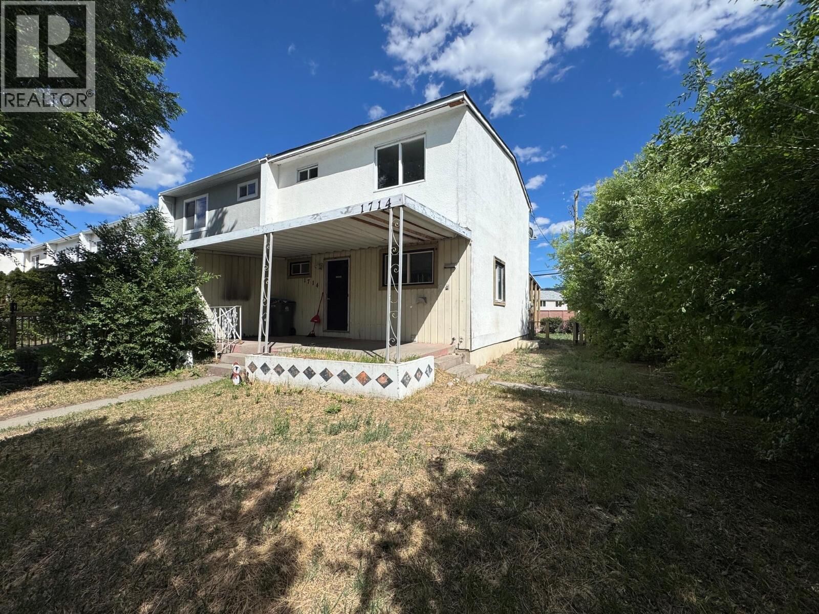 Photo de la propriété:  1714 Douglas Street  BC V1K 1G7 