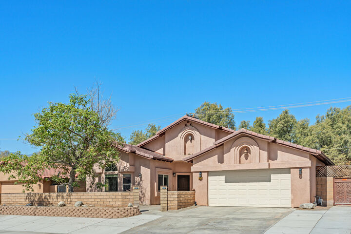 Property Photo:  27325 Ventura Drive  CA 92234 