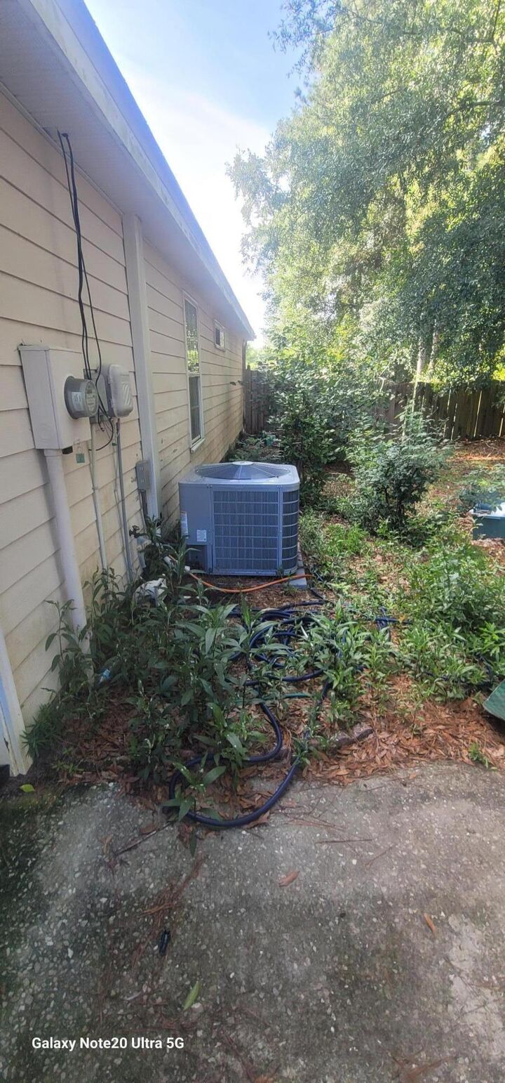 Property Photo:  10 Cardinal Court  FL 00N/A 