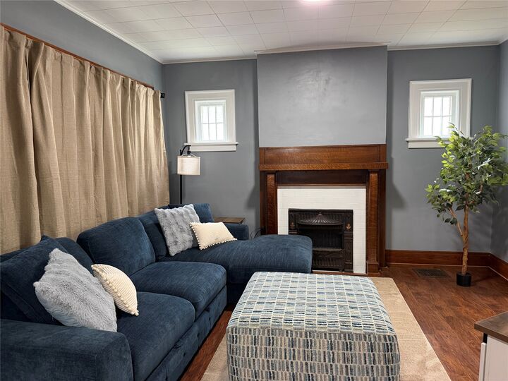 Property Photo:  2935 Poplar Street  PA 16508 