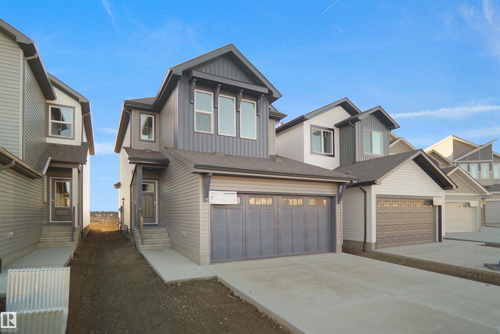 Property Photo:  1169 South Creek Wynd  AB T7Z 0J9 