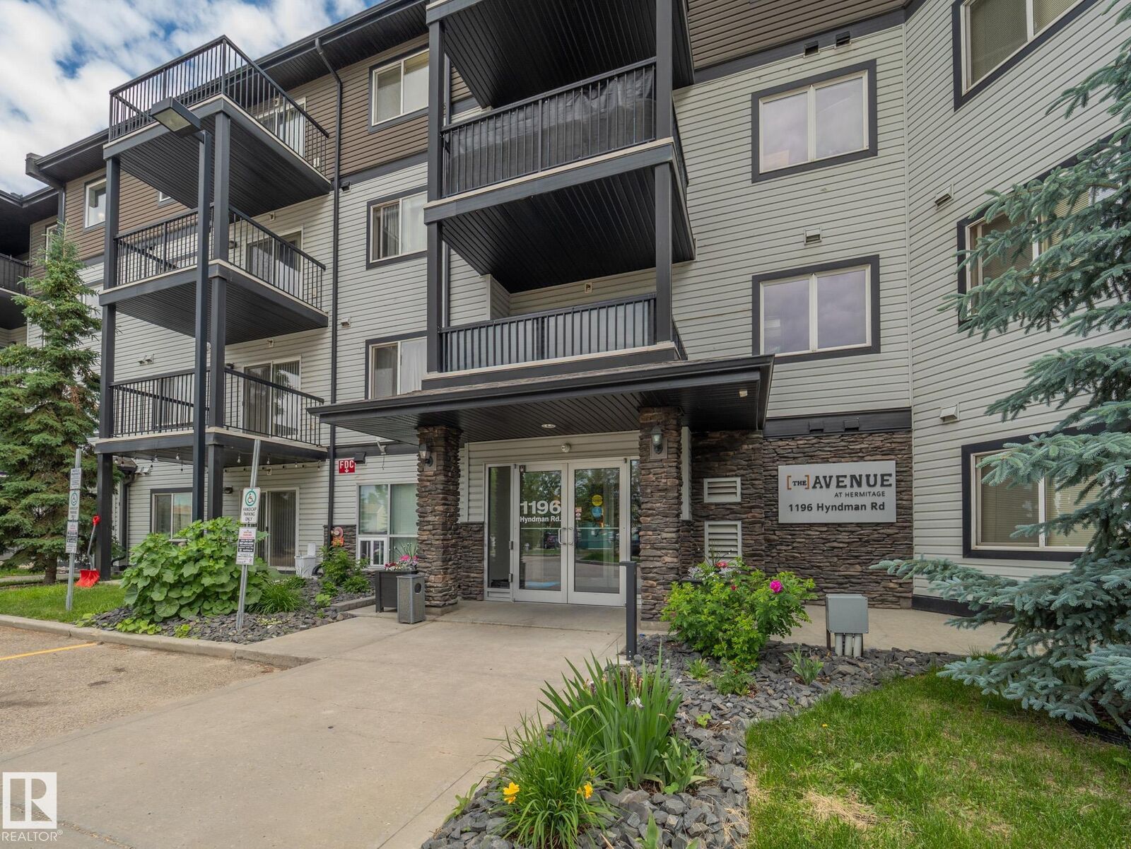 Property Photo:  1196 Hyndman Road NW 360  AB T5A 0X8 