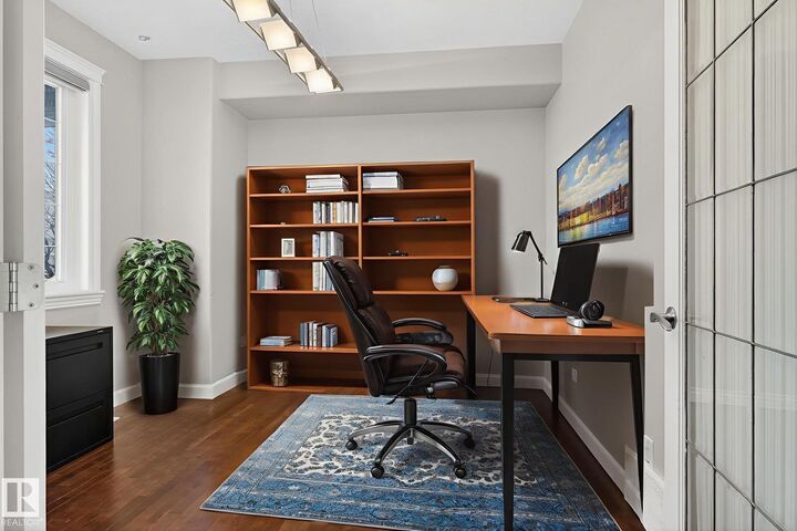 Property Photo:  613 Stewart Crescent SW  AB T6X 1B5 