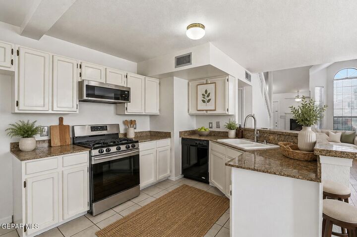 Property Photo: 7109 Oval Rock Drive TX 79912