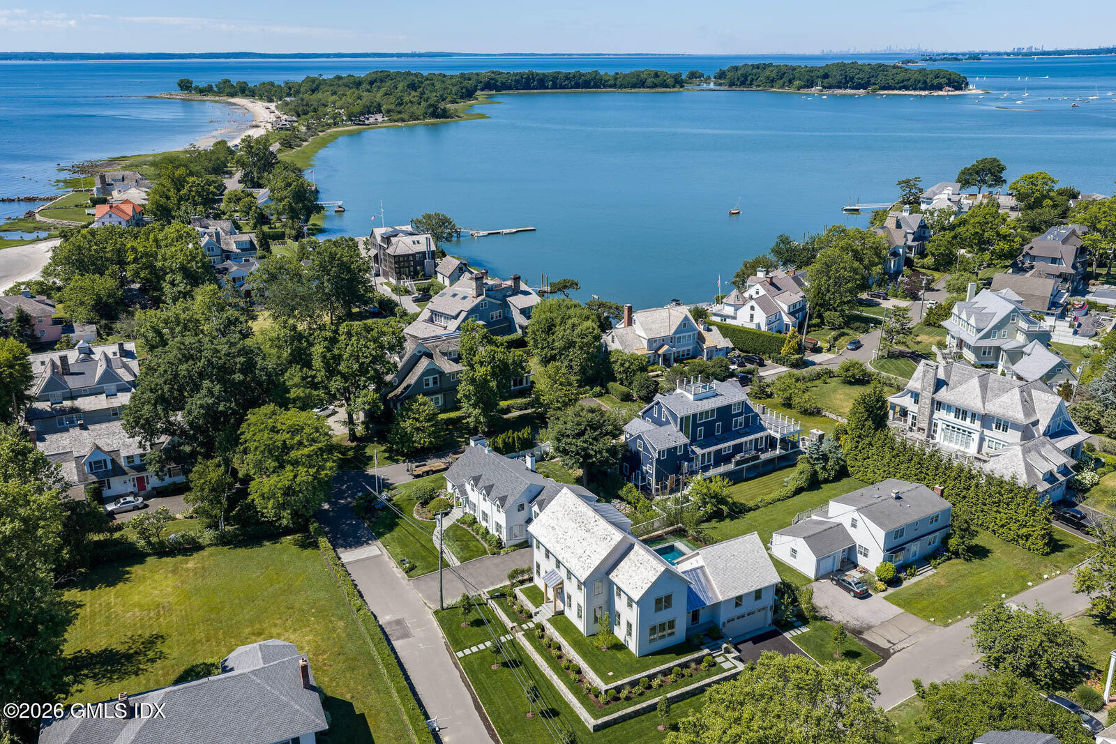 Property Photo:  25 Cove Road  CT 06870 
