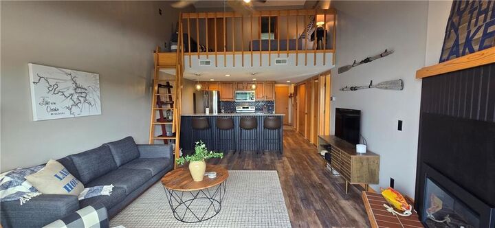 Property Photo: 24 Sunrise Ridge Drive 233 (4C) MO 65079