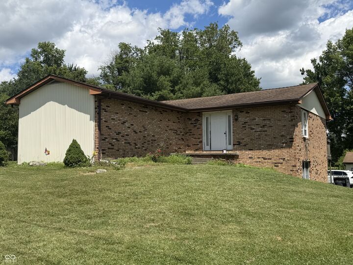 Property Photo:  8137 N US Highway 31  IN 47274 