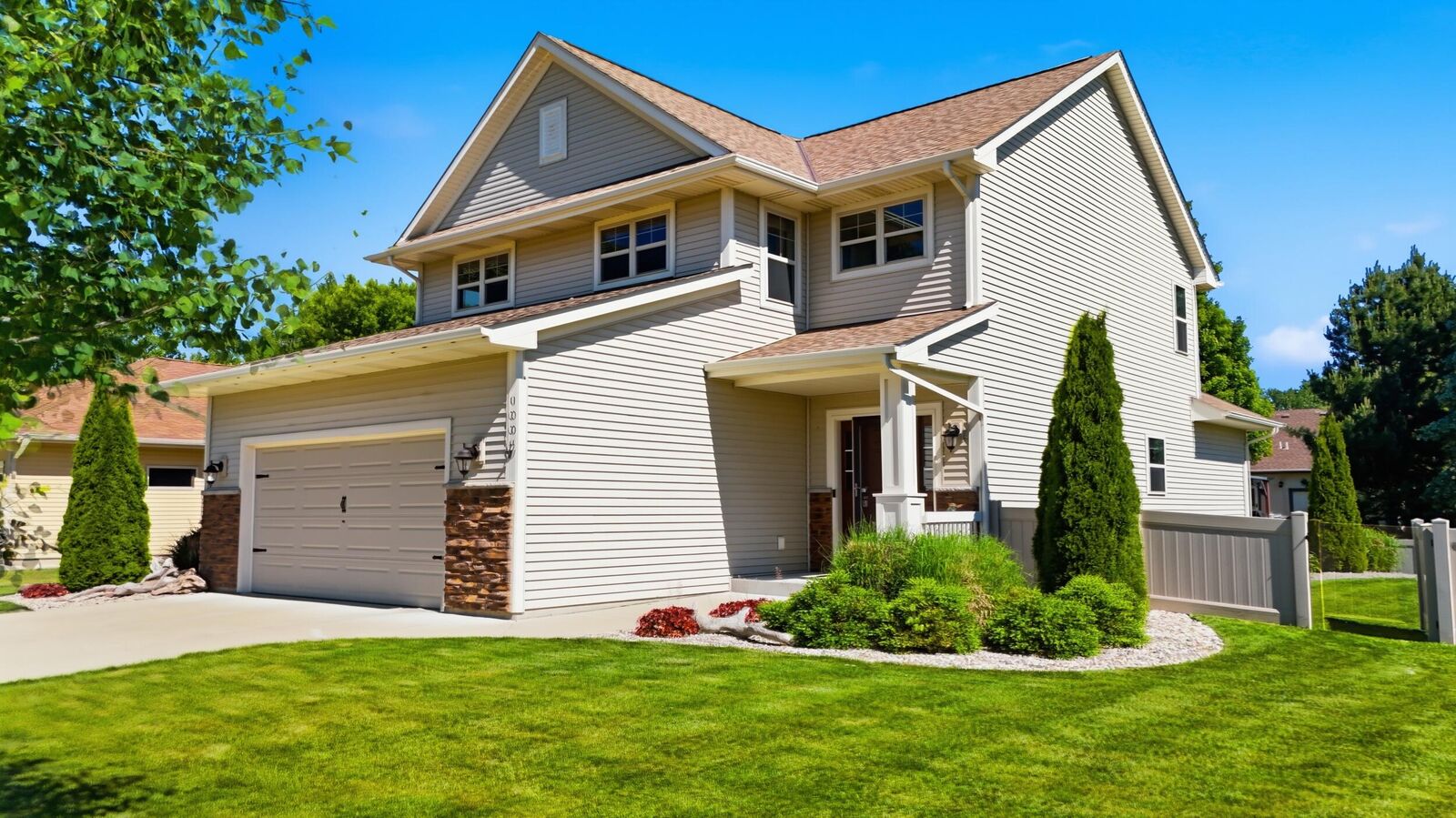 Property Photo: 1004 Horner Dr WI 53402