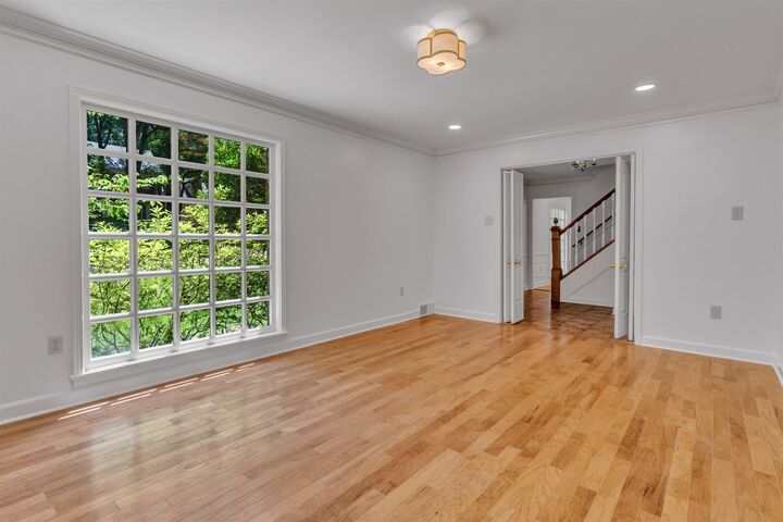 Property Photo:  2391 Yester Oaks Dr  TN 38139 