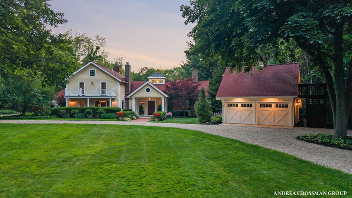 Property Photo:  2075 Lakeshore Drive  MI 49408 