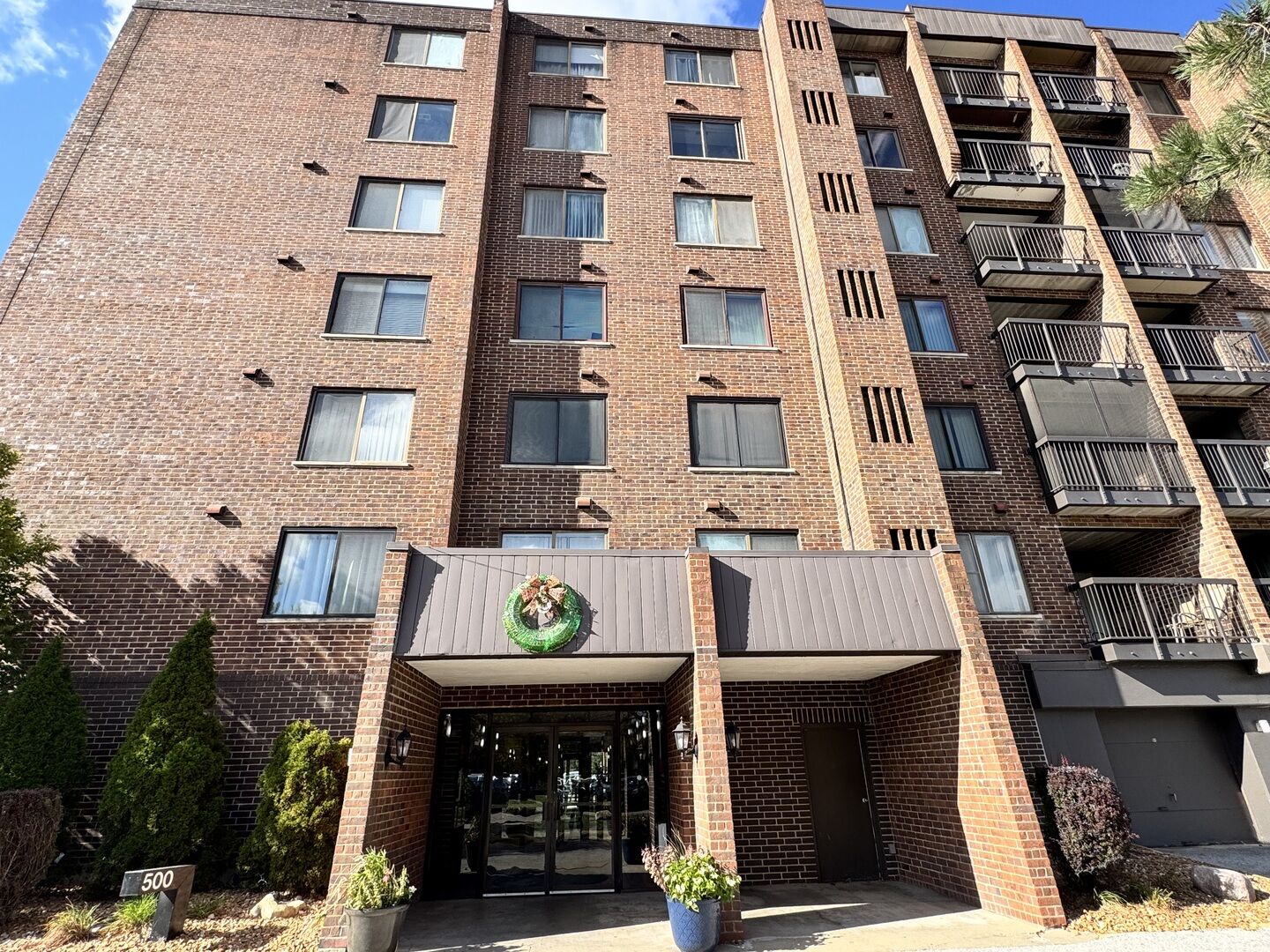 Property Photo: 500 Park Avenue 433 IL 60409