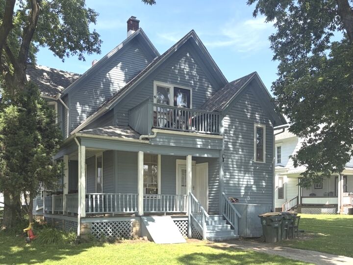 Property Photo:  432 S 4th Street  IL 60505 