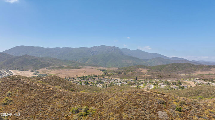 Property Photo:  648 Camino Del Mar  CA 91320 