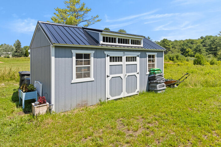 Property Photo: 28 Wardtown Road ME 04032